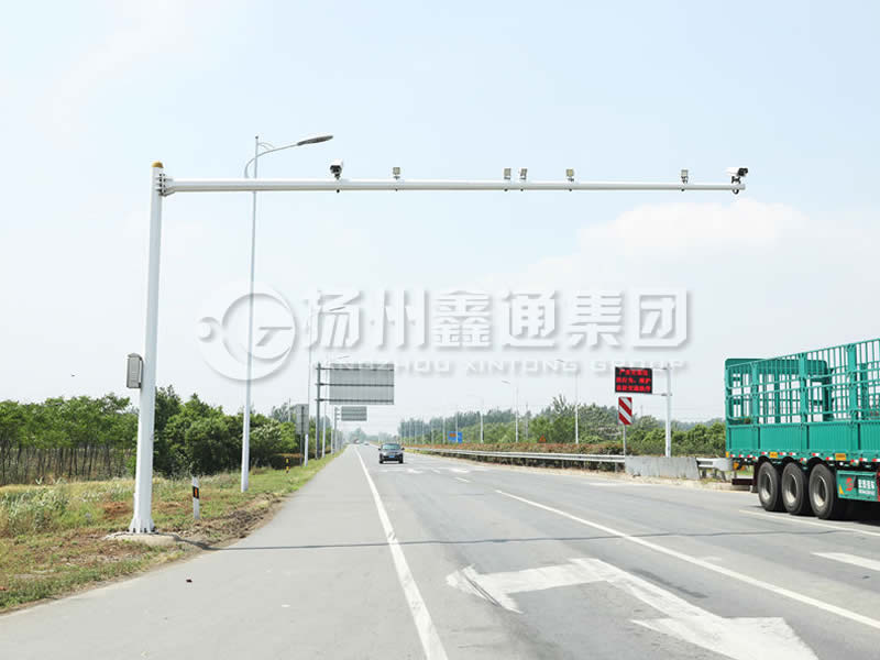 DJG-002，電子警察桿，闖紅燈抓拍桿