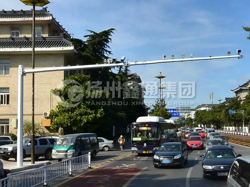 DJG-007，電子警察桿，闖紅燈抓拍桿