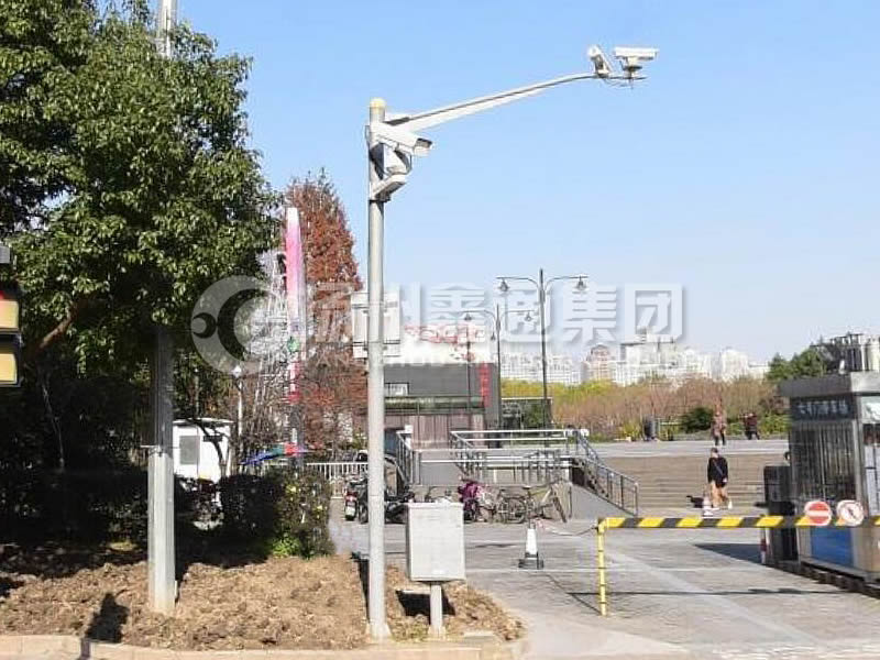 DJG-024，電子警察桿，治安監(jiān)控桿