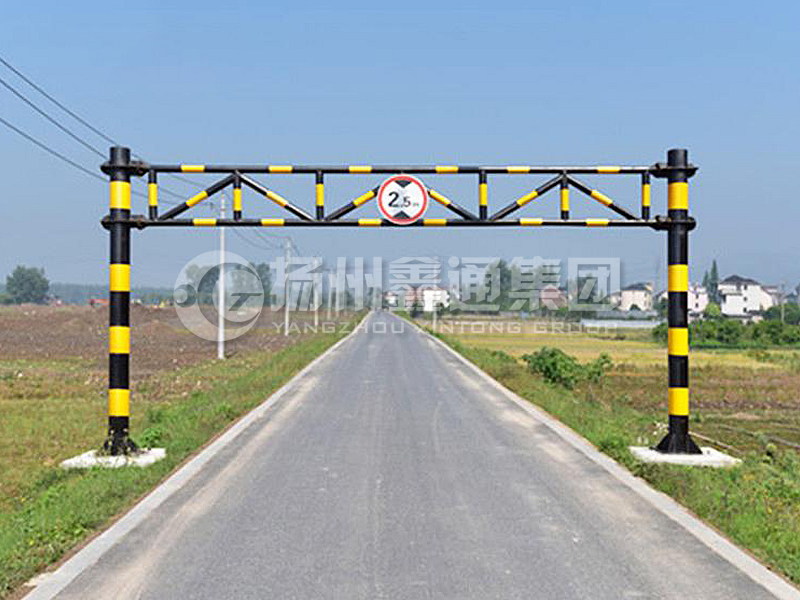 LMJ-020，鄉(xiāng)道限高龍門架