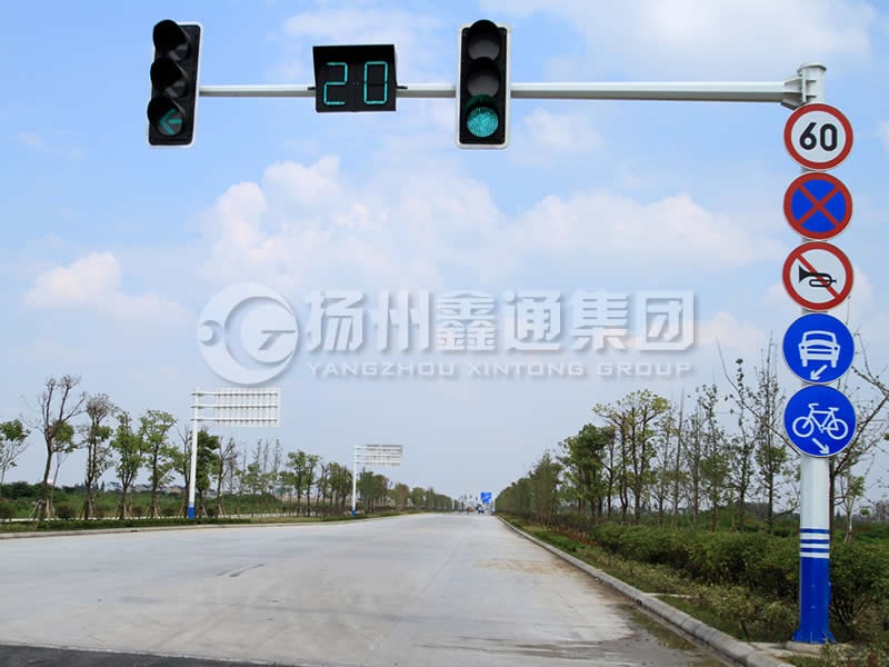 XHDG-036，八棱錐形信號燈桿