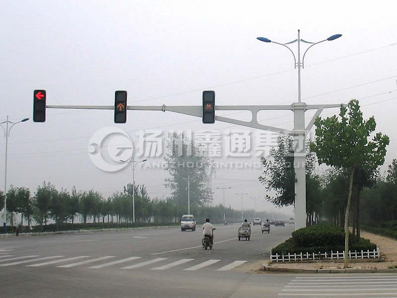 XHDG-042，方桿信號(hào)燈桿