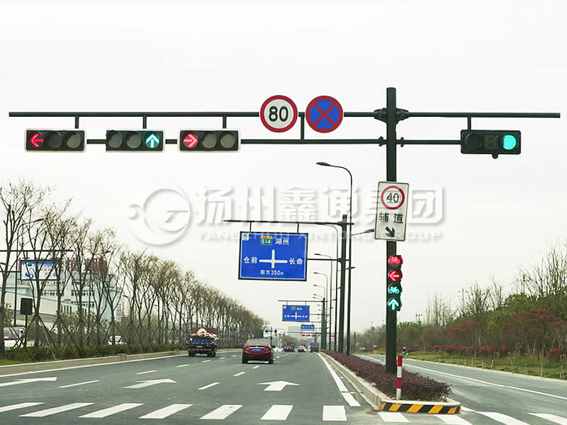 XHDG-056，F(xiàn)型雙臂信號燈桿，杭州信號燈桿